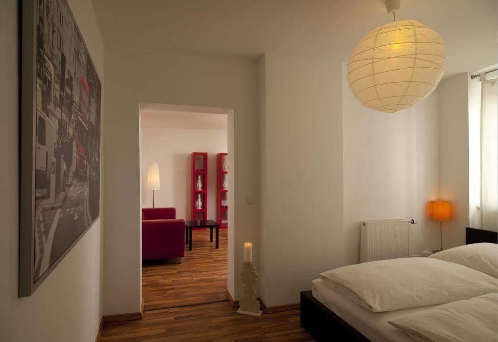 Boardinghaus Koblenz Altstadt ภายนอก รูปภาพ
